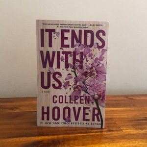 Colleen Hoover’s “It Ends With Us” paperback book Brand New, never read